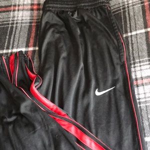 Nike sweatpants✔️🔴